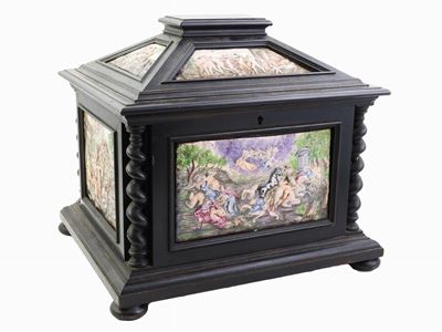 Scrigno Ad Urna in Legno Ebanizzato