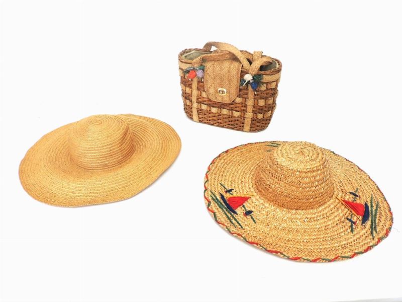Lotto di Accessori in Paglia