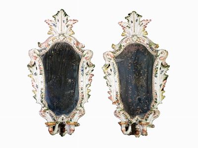 Coppia di Ventoline in Ceramica Policroma