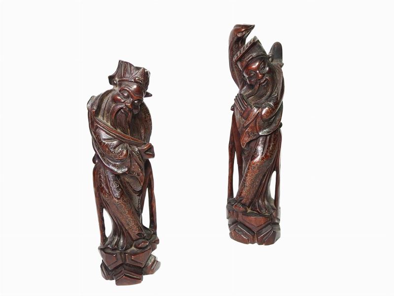 Coppia di Saggi in Legno