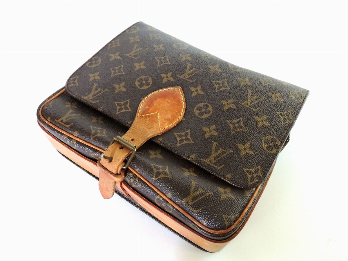 Sacca "randonnée" e Borsa "cartouchiere", Louis Vuitton