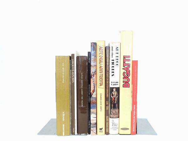 Tredici libri sull'arte dell'inizio del XX secolo