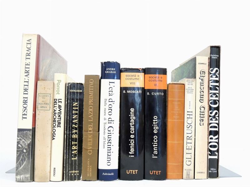 Dodici Libri Sull'archeologia