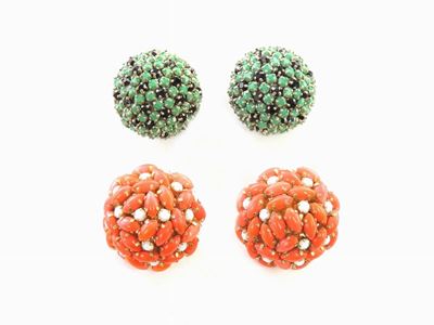 Due Paia di Orecchini in Metallo e Strass