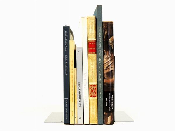 Otto libri sulla scultura