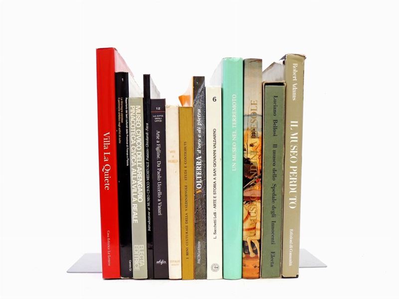 Tredici Libri Sull'arte in Italia