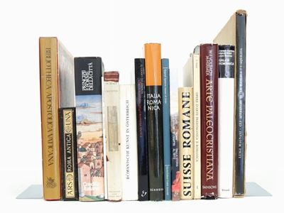 Quindici Libri Sull'arte Antica e Romanica