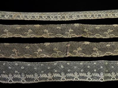 Sette Bordure in Cotone, Lino e Tulle