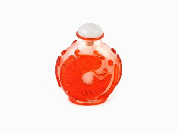 A Red Overlay Glass Snuff Bottle