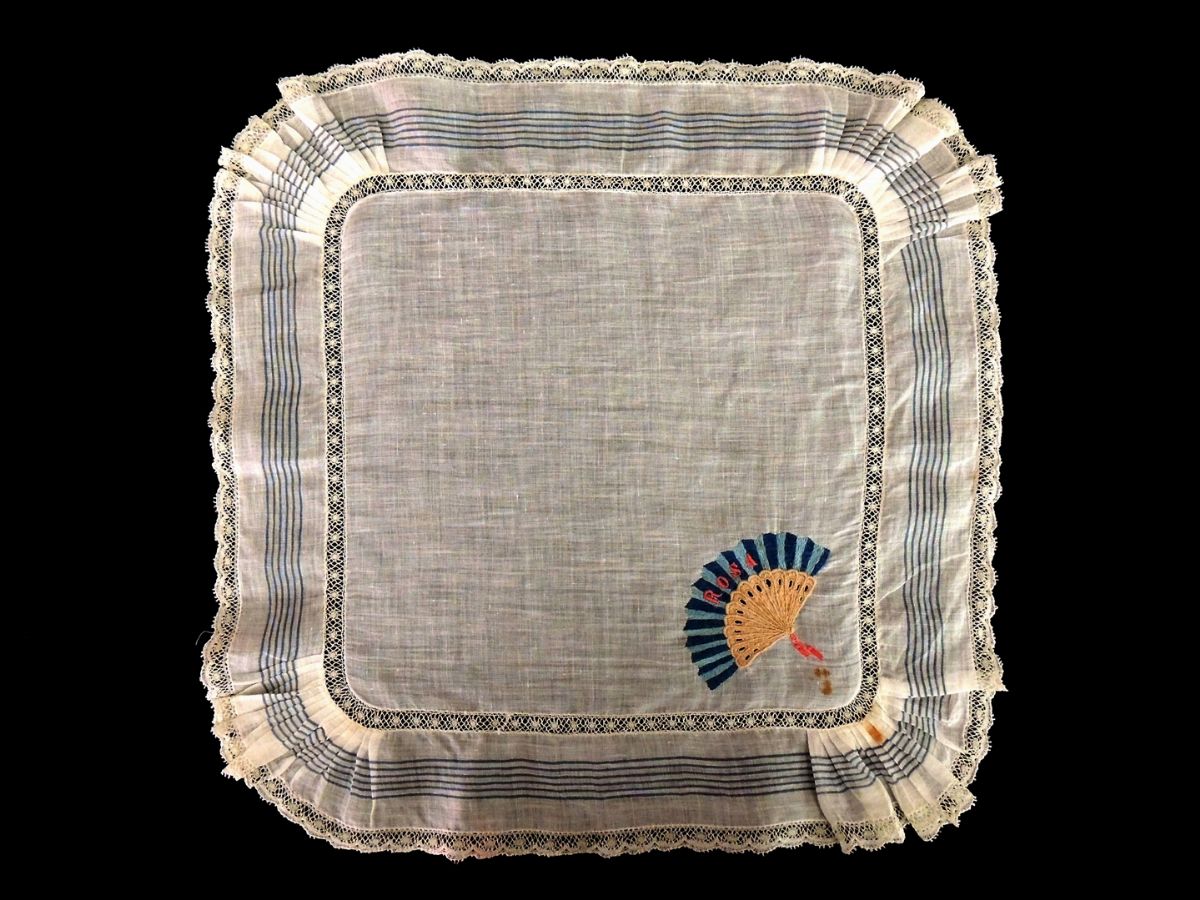 Cinque Fazzoletti Ricamati in Batista di Lino