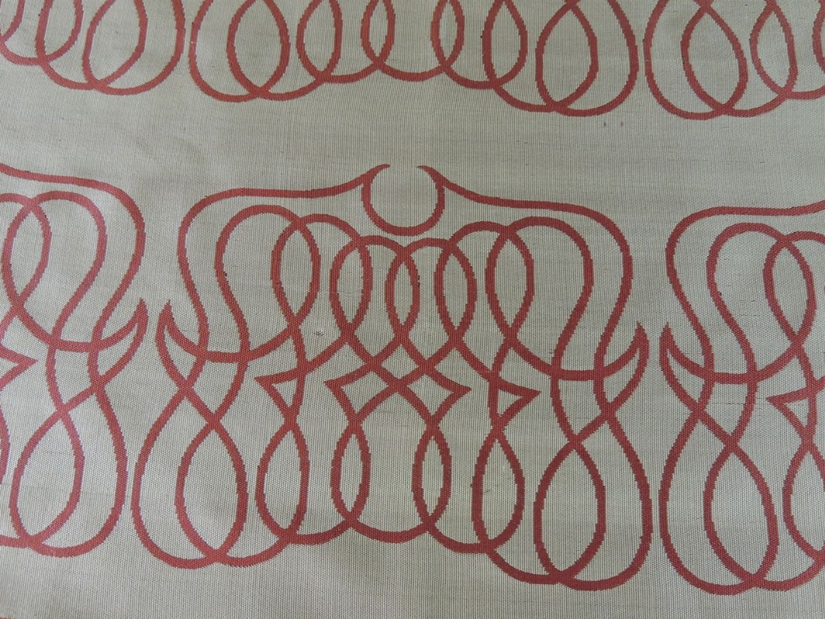 Centrotavola in Seta Beige e Rosa