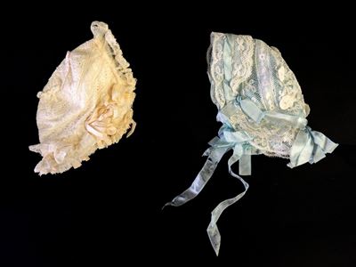 Due Cuffiette in Batista di Lino e Cotone