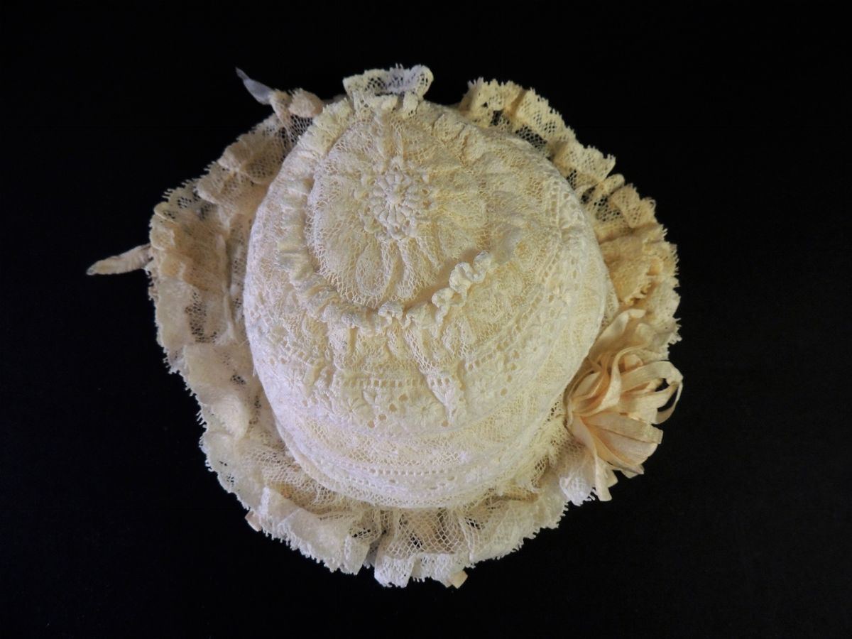 Due Cuffiette in Batista di Lino e Cotone