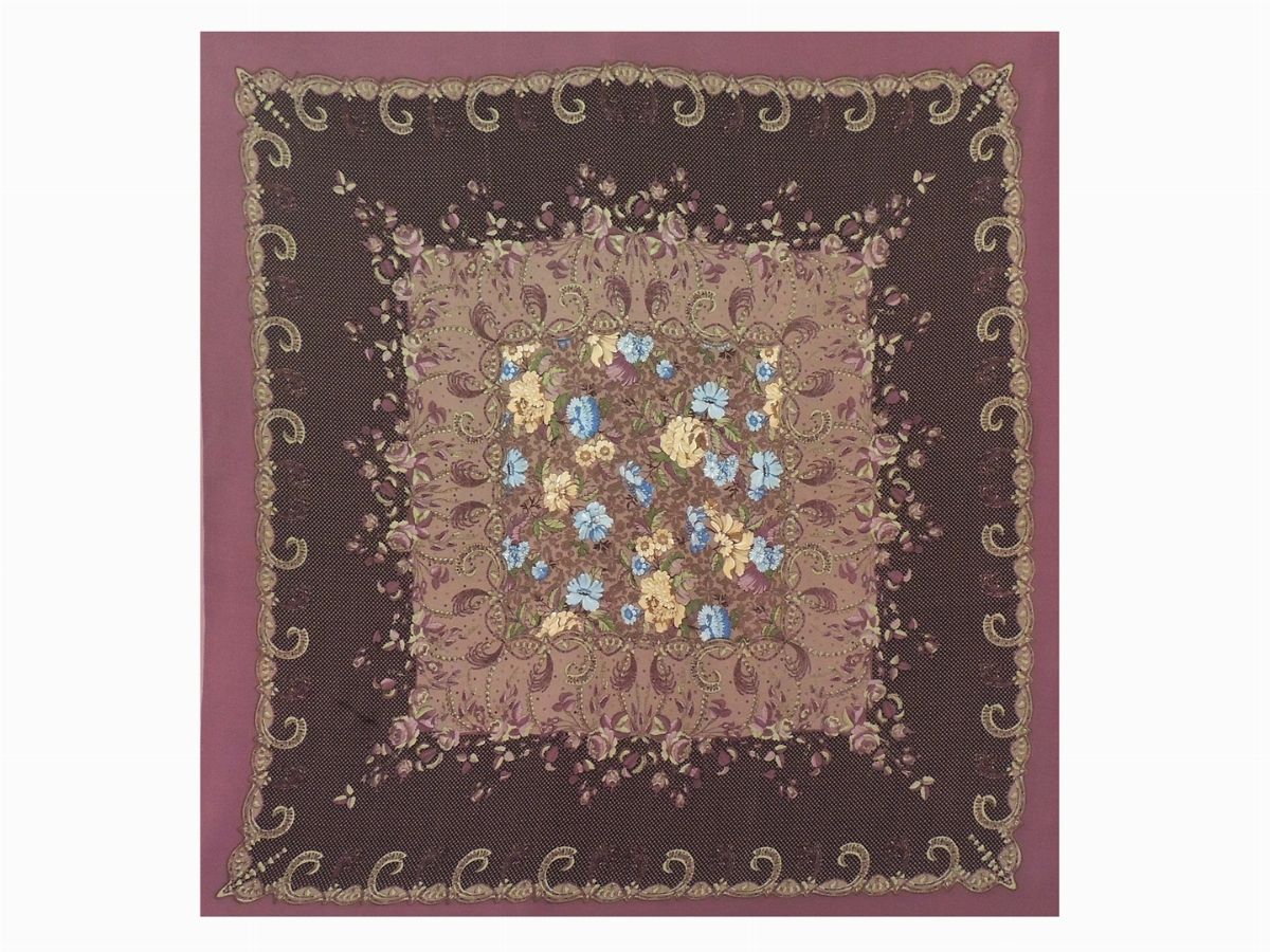 Due Foulard in Seta, Lancetti e Daniel la Foret