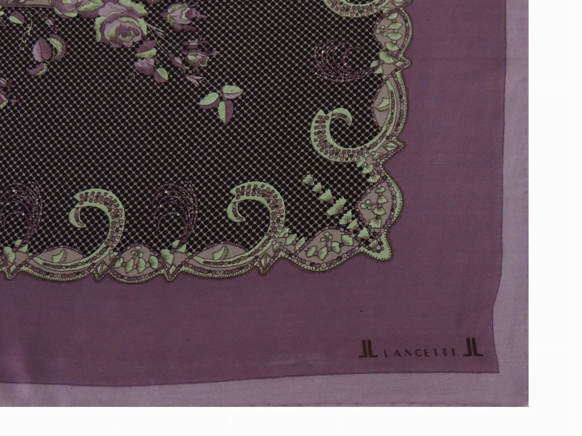 Due Foulard in Seta, Lancetti e Daniel la Foret