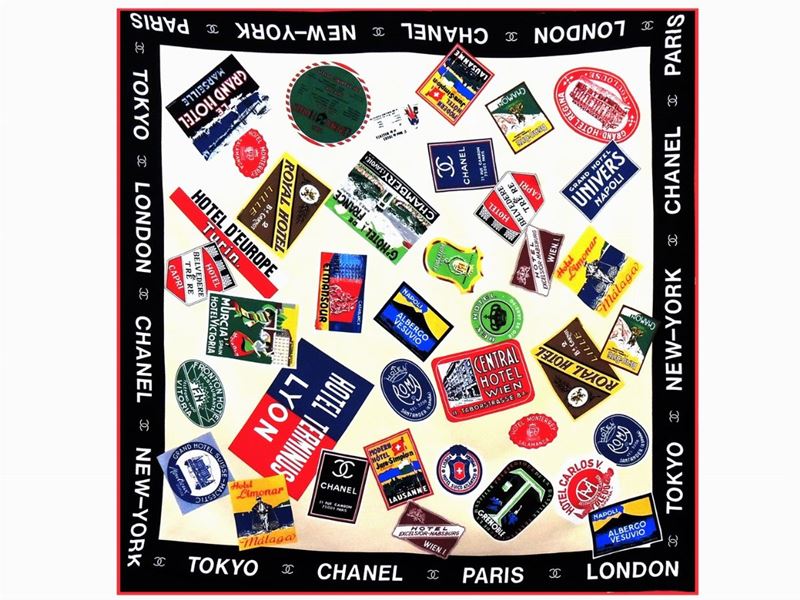 Foulard in Seta, Chanel