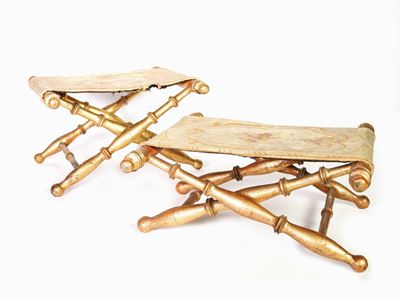 Coppia di Sgabelli Pieghevoli da Bambino in Legno Dorato