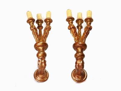 Coppia di Appliques in Legno Intagliato e Dorato