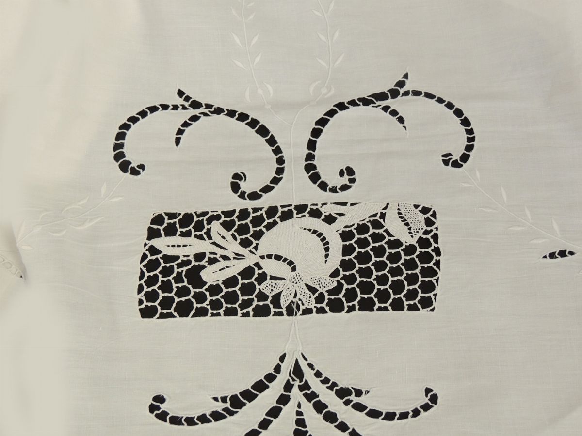 Tovaglia in Lino Bianco