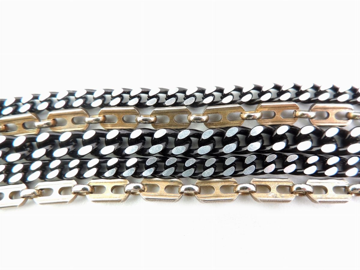 Parure in Metallo Dorato e Grigio