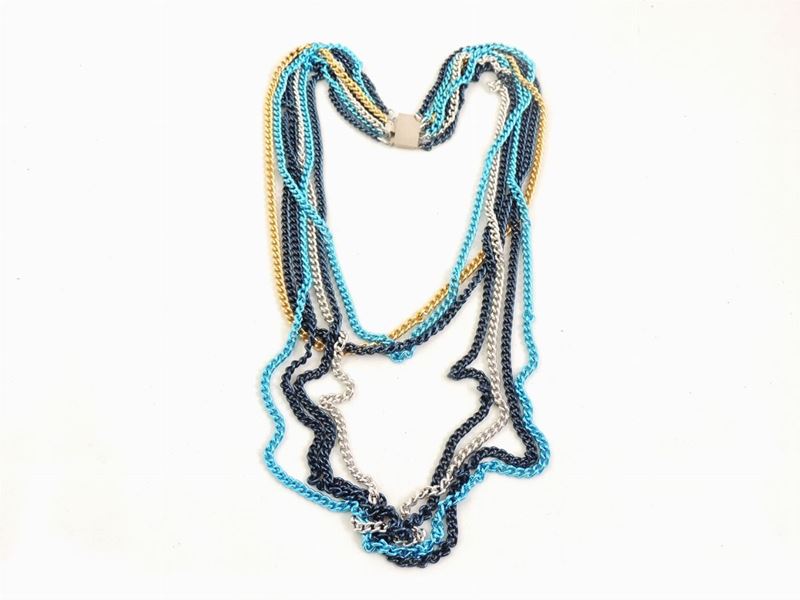 Due Collane in Alluminio e Metallo