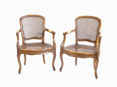 Coppia di Poltroncine in Noce