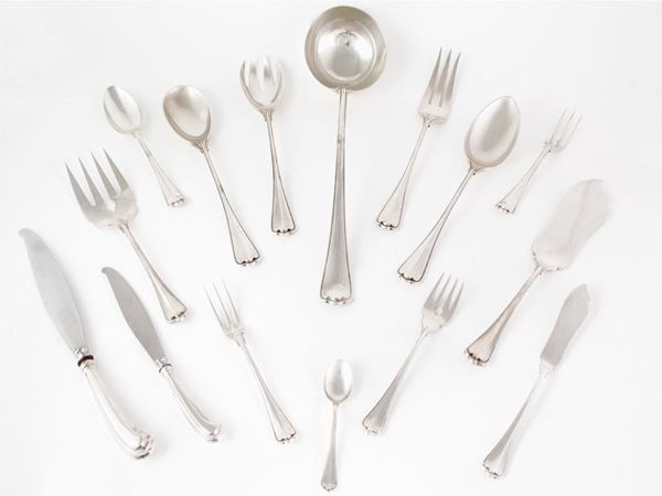 A Silver Cutlery Set  (Italy, 20th Century)  - Auction Furniture, Silver and Curiosities from a Roman House - I - Maison Bibelot - Casa d'Aste Firenze - Milano