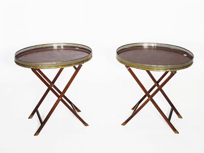 Coppia di Tavolini da Appoggio Ovali in Satinwood