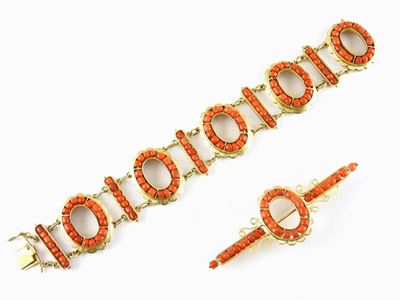 Demi Parure Bracciale e Spilla in Oro Giallo e Corallo Rosso