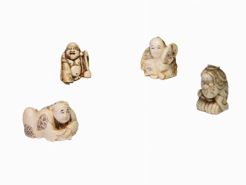 Quattro Netsuke in Avorio
