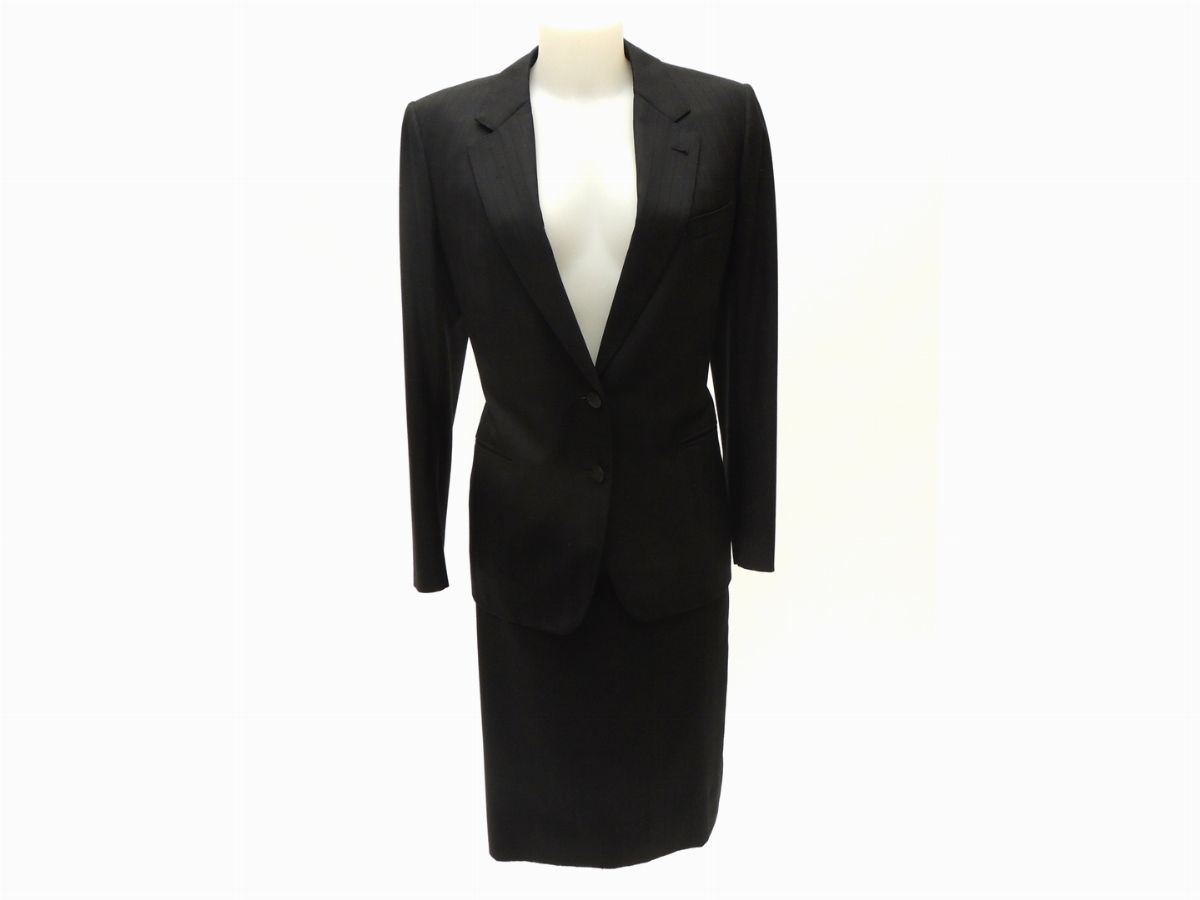 Due Completi Sartoriali in Seta