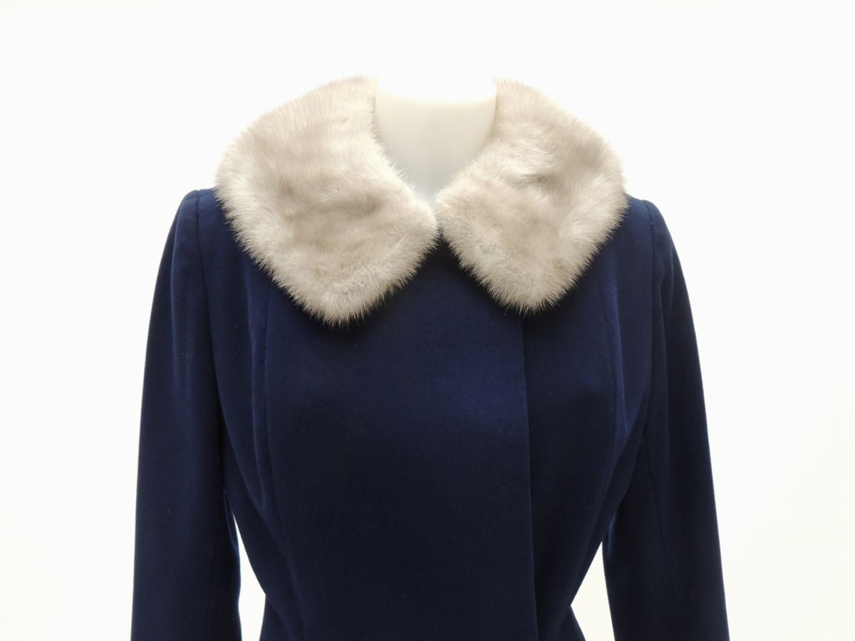 Cappotto Trequarti in Lana Blu
