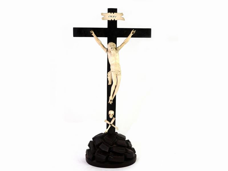 Cristo in Avorio