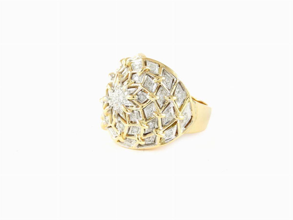 Anello Musone in Oro Giallo e Bianco con Diamanti