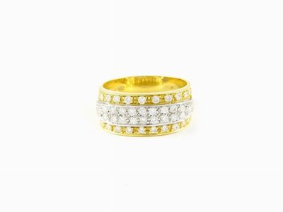 Anello in Oro Giallo e Bianco a Tre Fasce con Diamanti