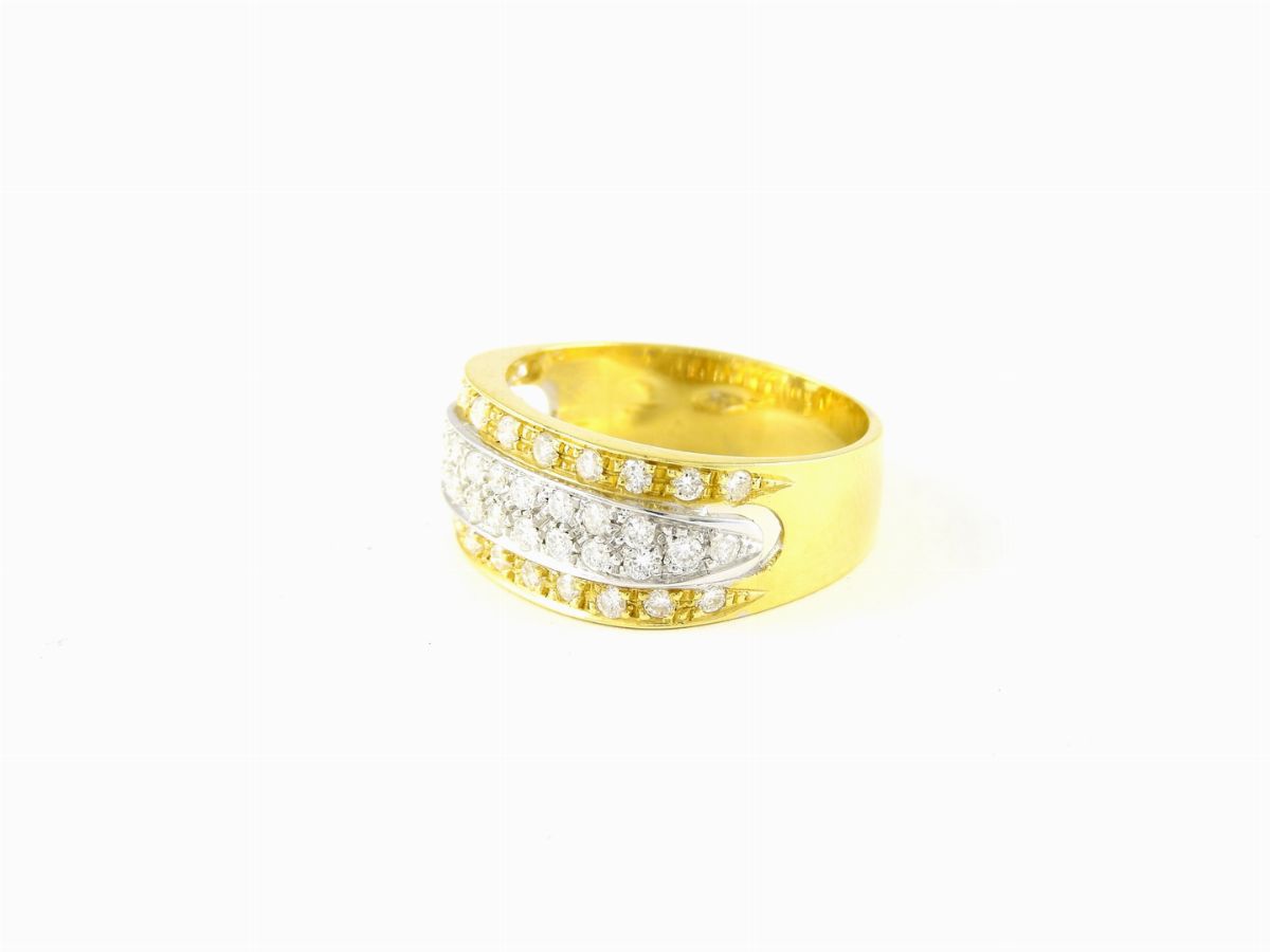Anello in Oro Giallo e Bianco a Tre Fasce con Diamanti