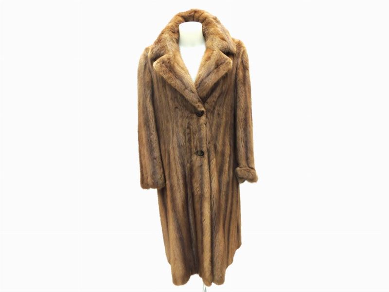 Cappotto e Cappello in Visone Marrone