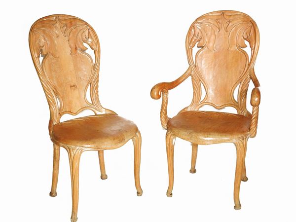Serie di sei sedie in legno