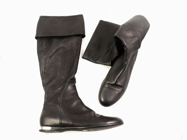 Black leather boot, Bally