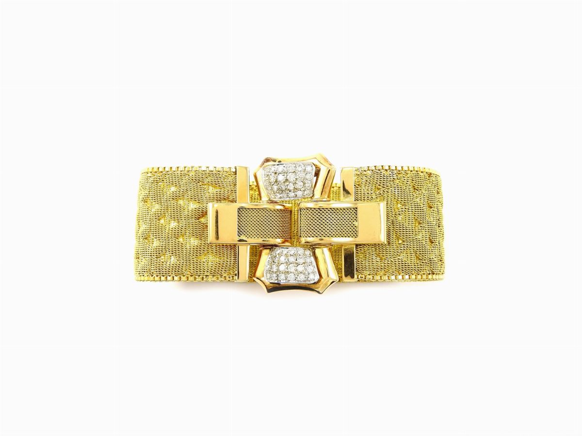 Bracciale in Oro Giallo Tessuto, Fermezza a Fiocco con Pavé di Diamanti