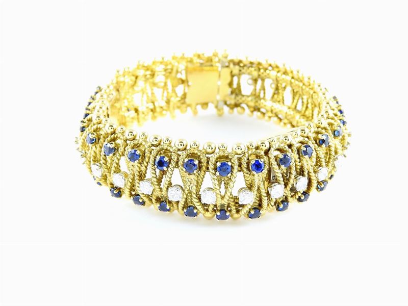 Bracciale Orologio Cartier in Oro Giallo a Maglia Morbida, Diamanti e Zaffiri