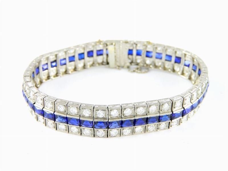 Bracciale in Oro Bianco, Diamanti e Pietre Blu