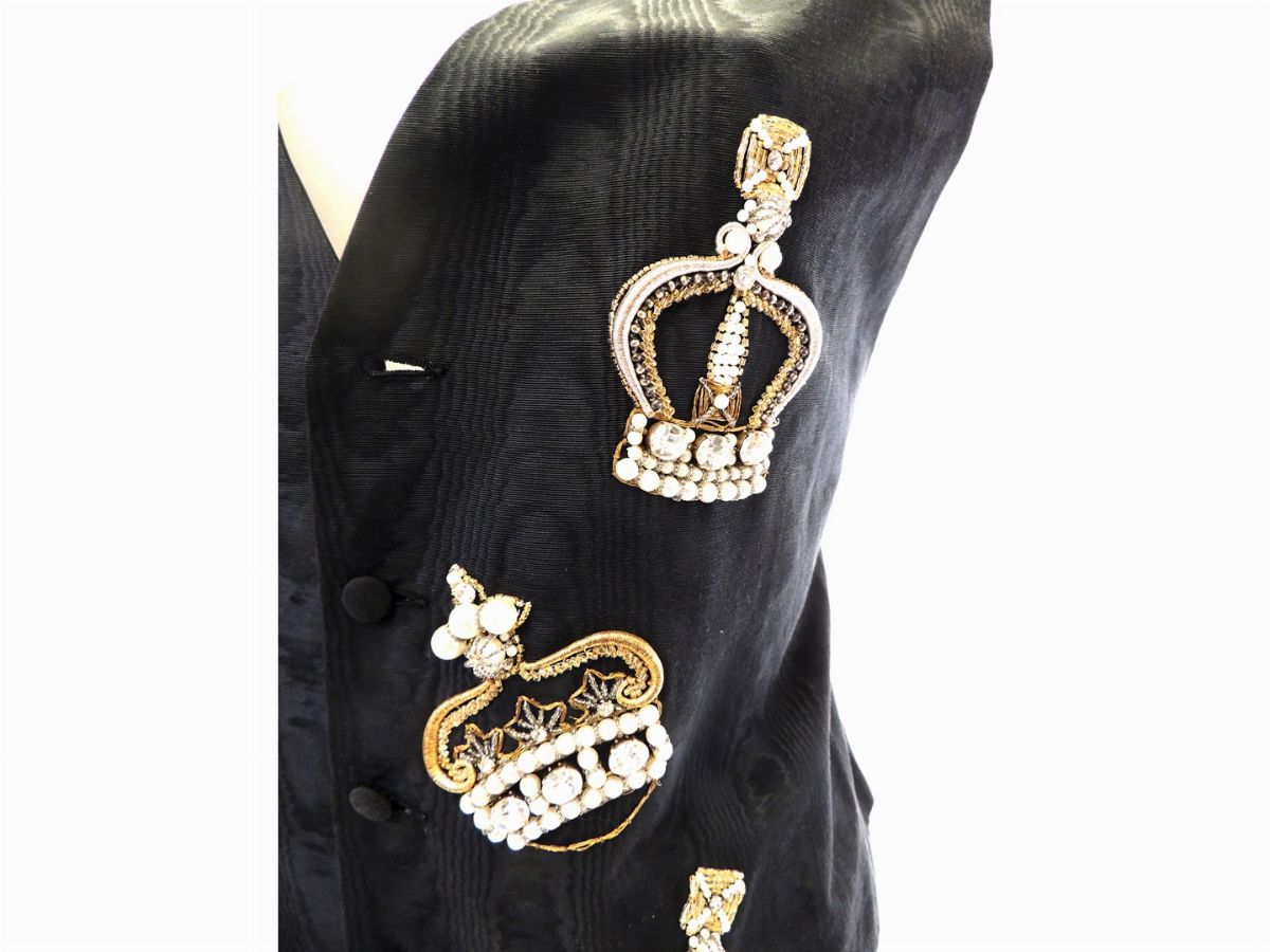 Gilet in Seta Nera Moirè, Lesage Paris
