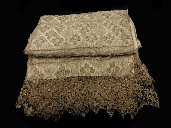 Silk and filet cotton bedspread