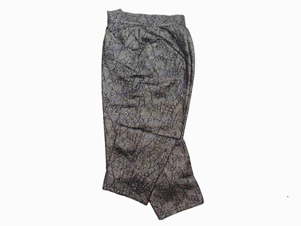 Due Pantaloni in Velluto e Lurex