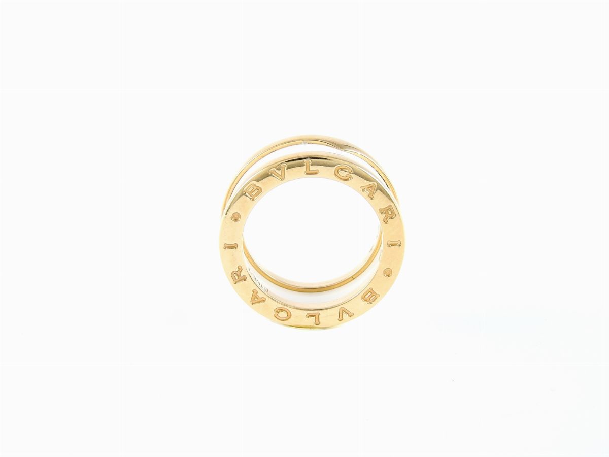 Anello Bulgari a Fascia in Oro Giallo e Ceramica
