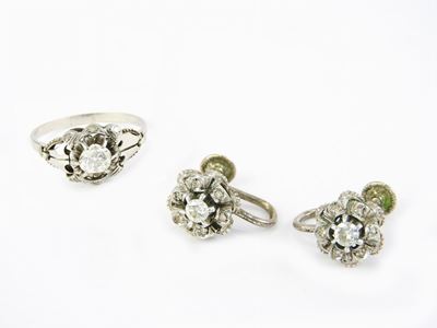 Demi Parure Anello e Orecchini in Oro Bianco e Diamanti
