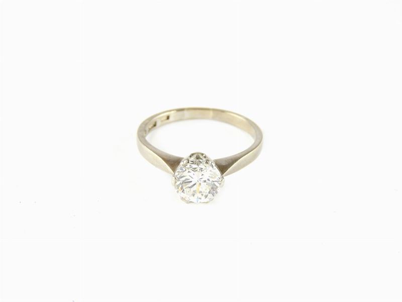 Anello Solitario in Oro Bianco con Diamante