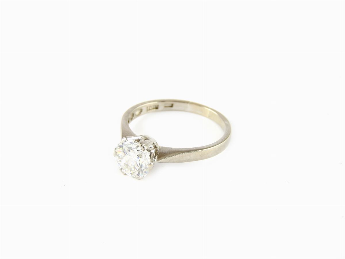 Anello Solitario in Oro Bianco con Diamante
