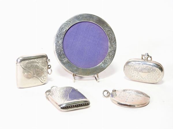 A Lot of Silver Items  (England, 19th/20th Century)  - Auction Furniture, Silver and Curiosities from a Roman House - I - Maison Bibelot - Casa d'Aste Firenze - Milano